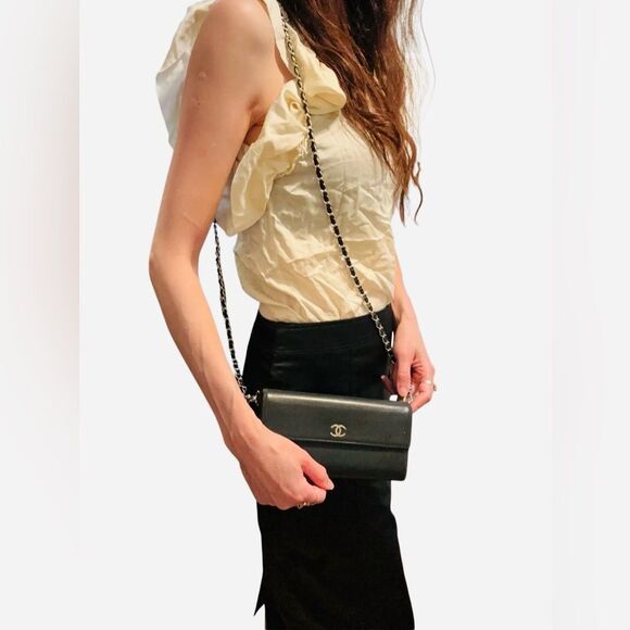 Chanel Black Leather Wallet Classic Design - Picture 1 of 12